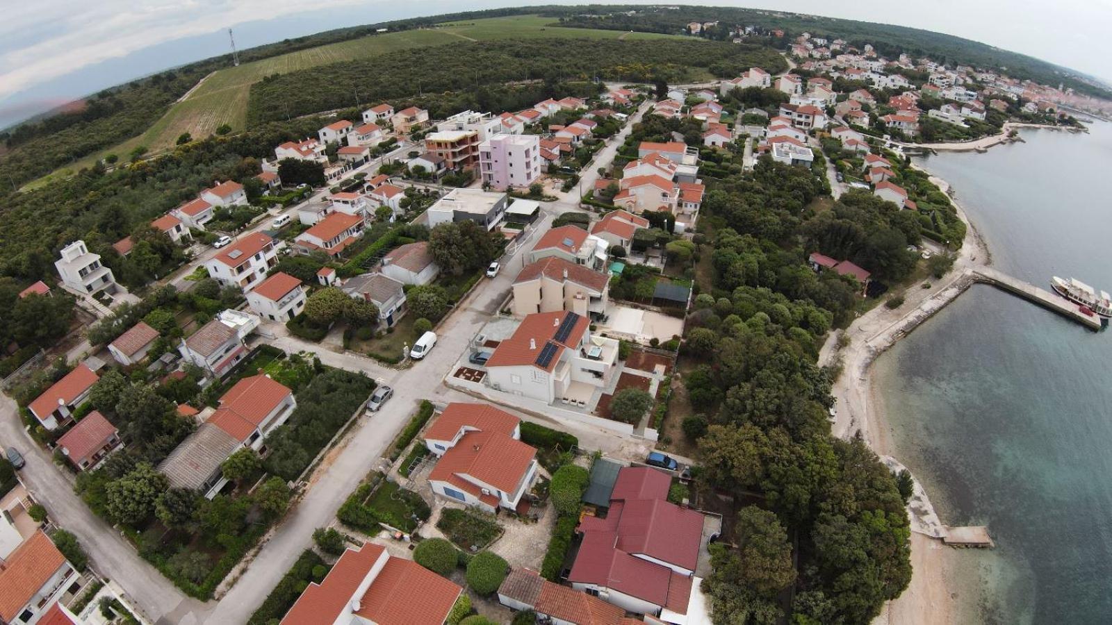 Apartment Basic Petrcane Esterno foto